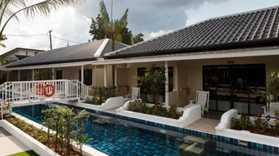Tuana Hotels Brook Pool Access – Foto’s 7