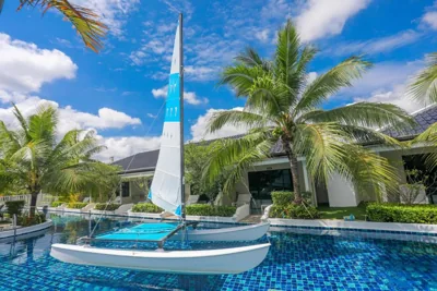Tuana Hotels Brook Pool Access – Foto’s 15